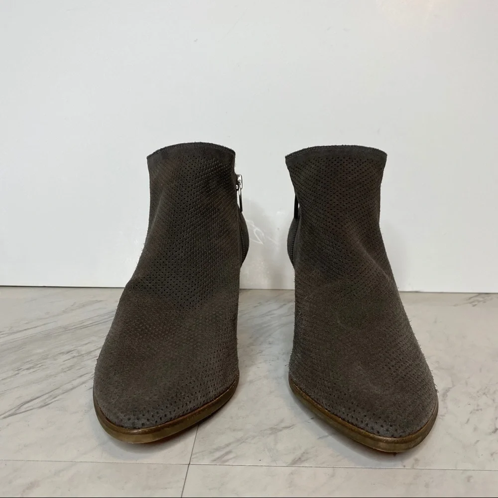 Vince Camuto Nethera Perforated Suede Gray Boot 11M - Picture 2 of 16